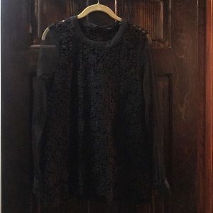 Beautiful Lace Blouse w/Sheer Sleeves